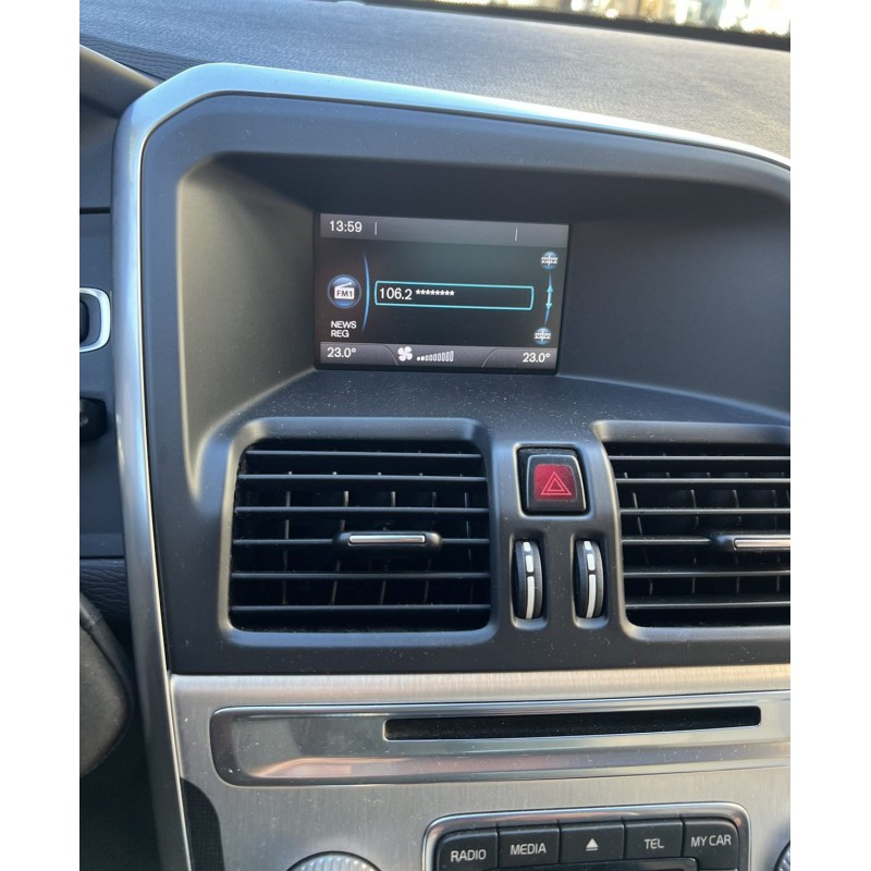 Bizzar Volvo XC60 2010-2017 8core Android12 4+64GB Navigation Multimedia Tablet 8.8" (Oem Style)