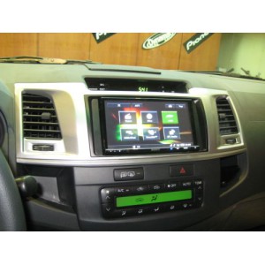 TOYOTA HILUX 2013 2DIN SONY XNV-770BT