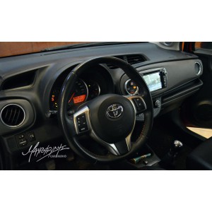 Yaris 2015 OEM X146  LM DIGITAL